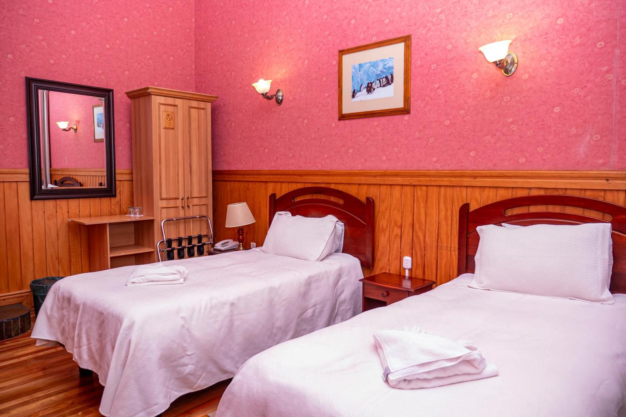 Hotel Plaza Punta Arenas Esterno foto