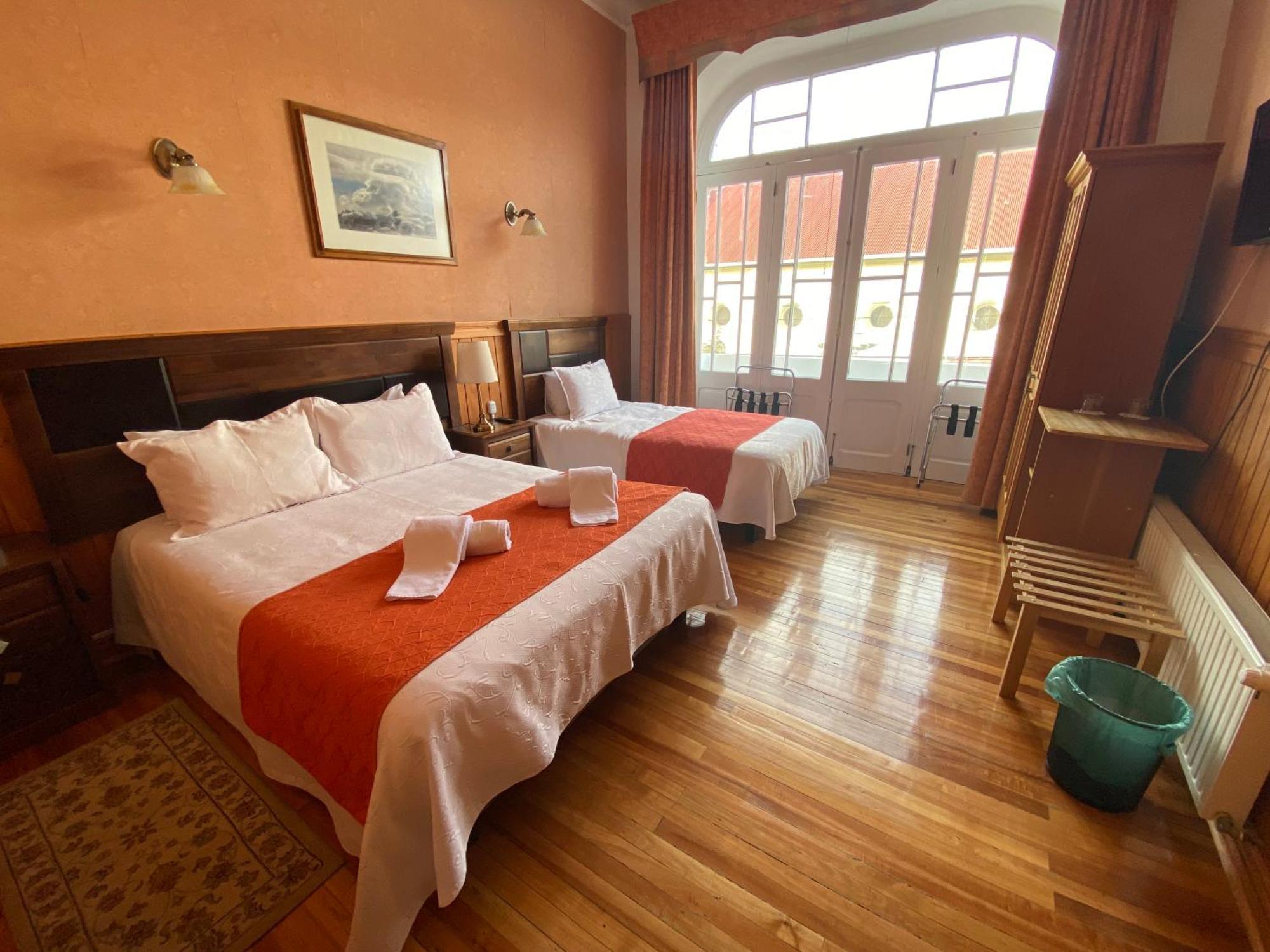 Hotel Plaza Punta Arenas Esterno foto